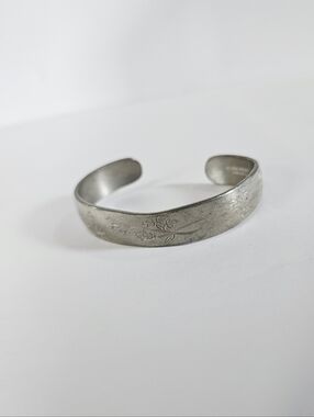 Vintage Kirk Stieff Signed Pewter Floral Engraved Wide Cuff Flexible Bracelet